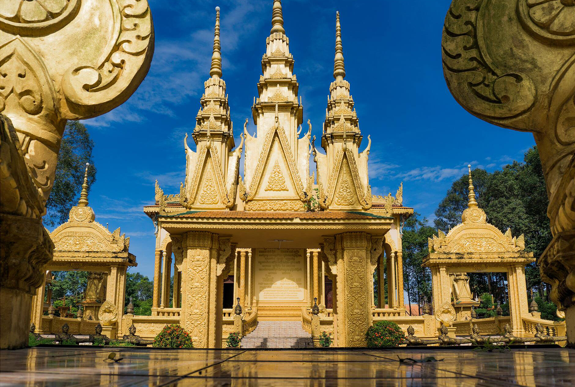 Vam Ray Pagoda Tra Vinh, Vinh Long Province